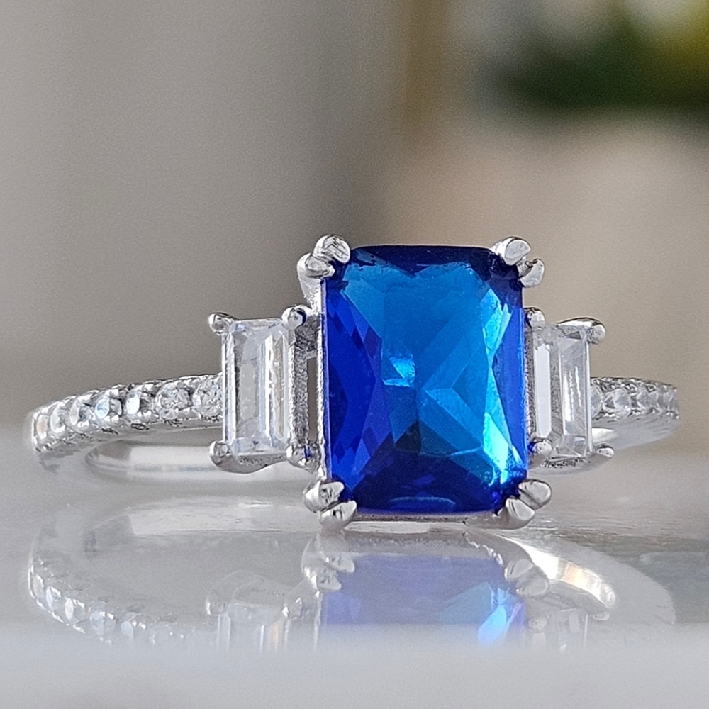 Royal Blue Sapphire Gemstone ring, 925 Sterling Silver Charmed Aroma